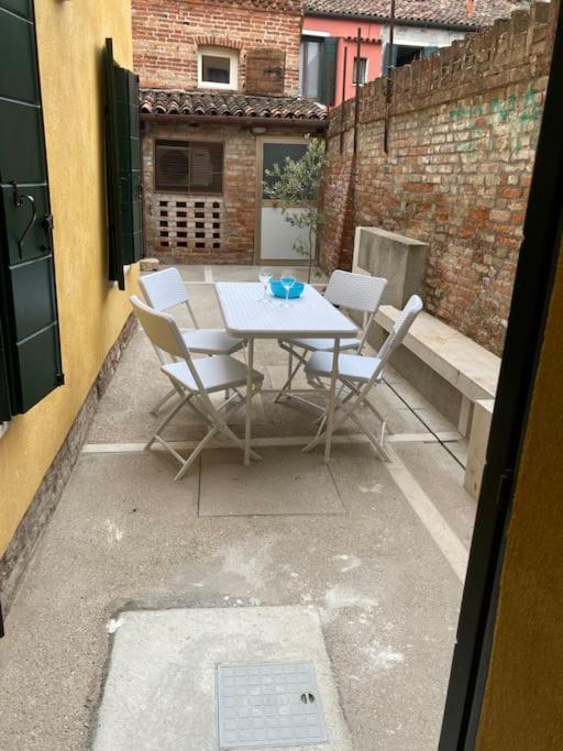 Appartamento Tre Archi Con Corte Privata Venedig Eksteriør billede
