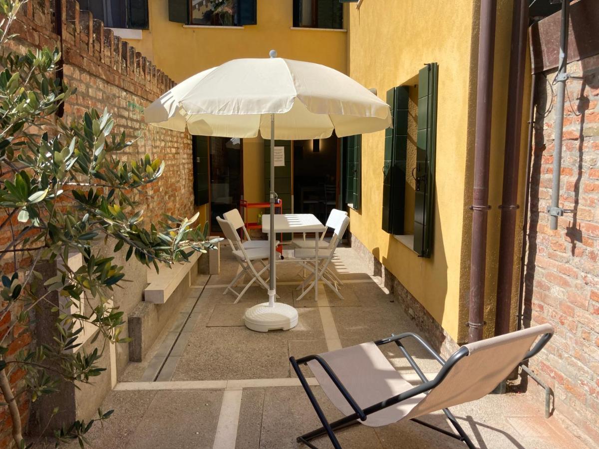 Appartamento Tre Archi Con Corte Privata Venedig Eksteriør billede